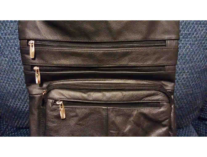 Genuine leather messenger bag - 12' x 14'. Like new. Black.