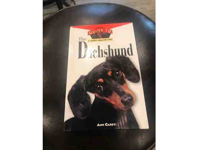 Owners Guide to a Happy Healthy Pet - The Dachshund Book