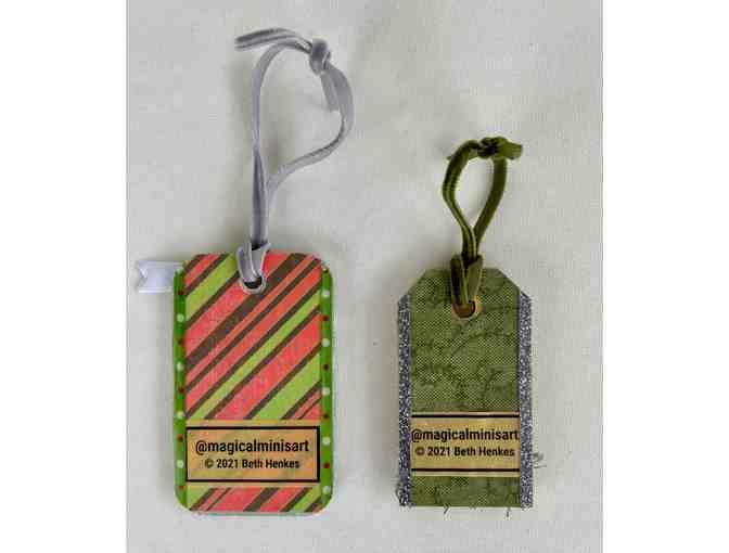 Holiday - Dachshund Gift Tags - Set 4 - little pieces of art for holiday gift giving!