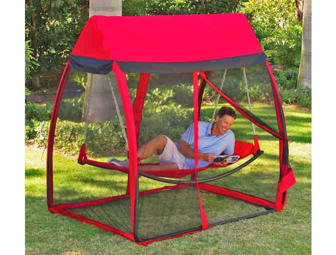 This Hammock With a Mosquito Net Tent Is The Ultimate Way To Relax Outside - Photo 1