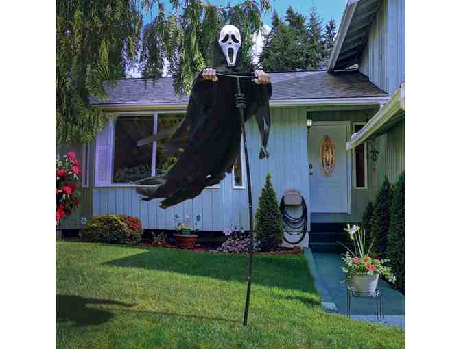 Halloween Ghostface Scarecrow