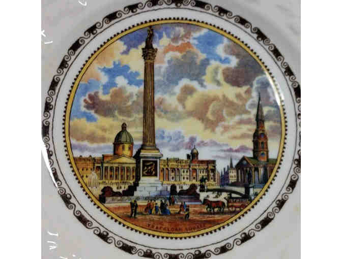 Coalport Plate - Christmas 1983 - Trafalgar Square