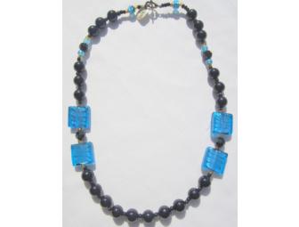 BJN 219 STUNNING STATEMENT NECKLACE FEATURES UNIQUE ART GLASS AND 350 CARATS OF ONYX!