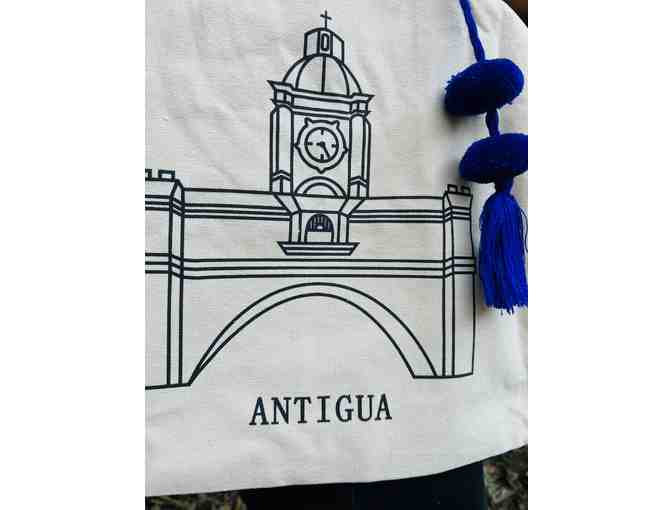 Antigua Arch Tote - Photo 2