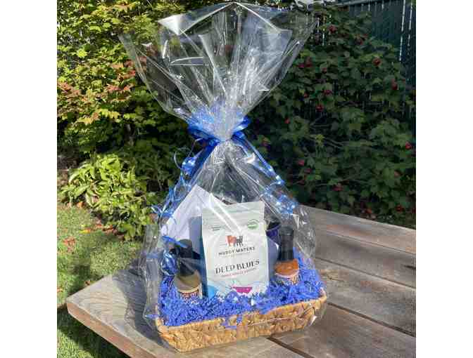 Blue Lake Casino & Hotel Gift Basket ($400 Value)