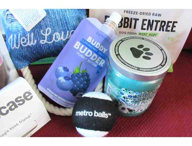 Humboldt Pet Supply Dog Goody Basket with a $30 Gift Certificate