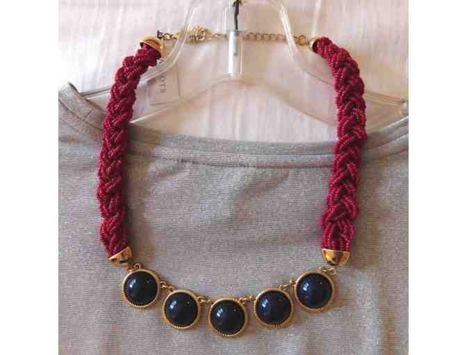 Cabochon and Beads Necklace