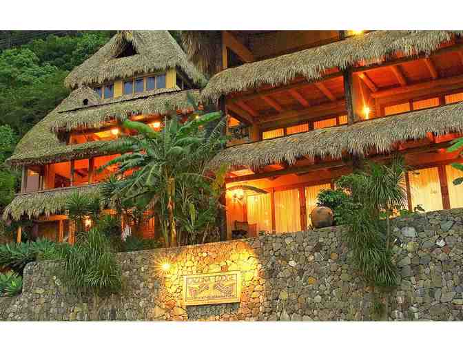 3 Night Villa Stay at Laguna Lodge