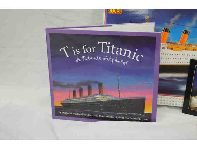 Titanic Museum tickets and gift basket