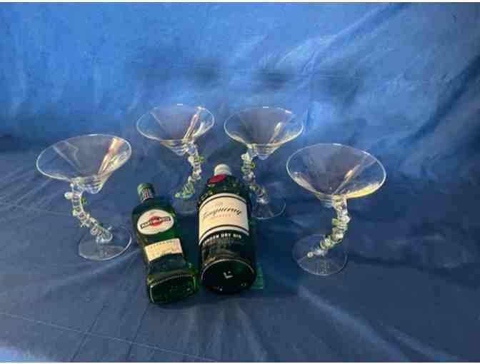 Tangueray Gin 750 bottle, M and R Dry Vermouth along with set of 4 Martini Beaded Glasses