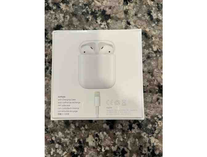 Apple Airpods (2nd generation) wireless earbuds w/lightning charging case.