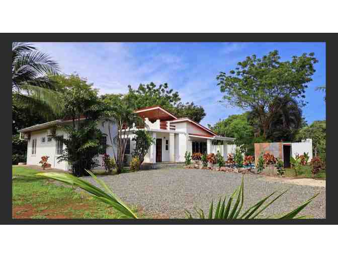 Costa Rican Home - Casa de Hoy