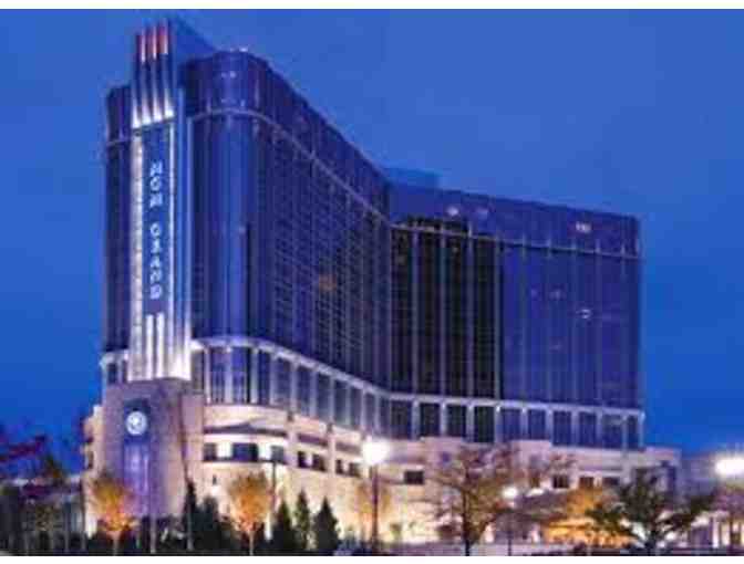 MGM Grand Detroit 1-night stay & dinner for two at Wolfgang Puck Pizzeria and Cucina