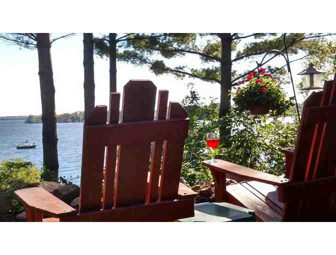 Pleasant View B&B on Lake Wissota, Dinner at The Edge, and Ski/Snowshoe/Bike Rental!