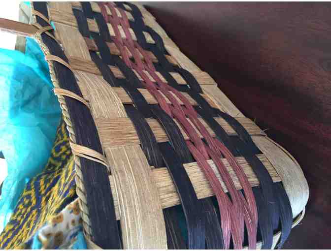Exquisite double-sided 38' X 77' Sari Bazaar Sari - handmade in India
