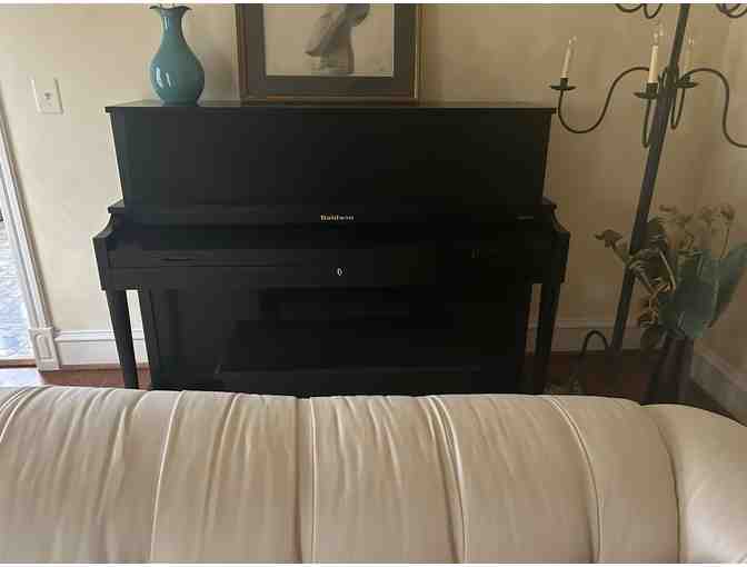 Baldwin Upright Piano - Photo 2
