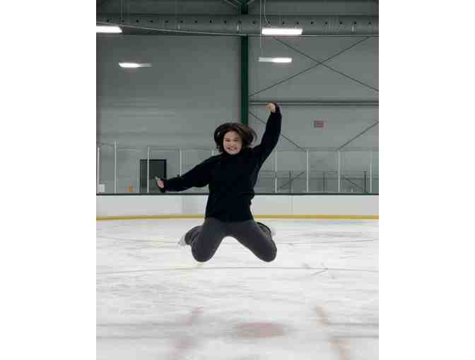 Sponsor Our Best College Social Media Winner's Scholarship and Mentor Trip [From TX]