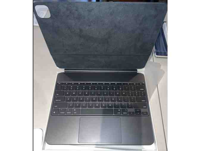 A Magic iPad Keyboard