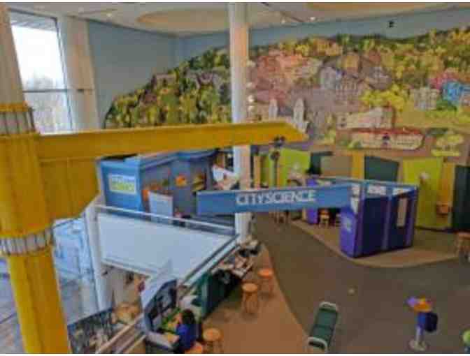 Explore the EcoTarium in Worcester, Massachusetts