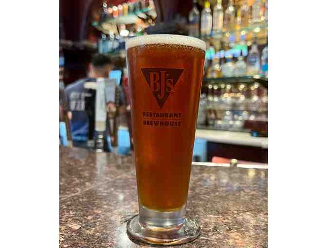 BJ's Restaurant & Brewhouse $25 Gift Card