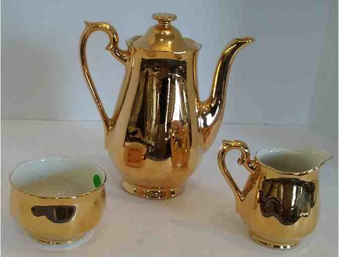 Hall China Golden Glo Coffee Pot, Creamer, & Sugar Bowl, 5 pcs Set