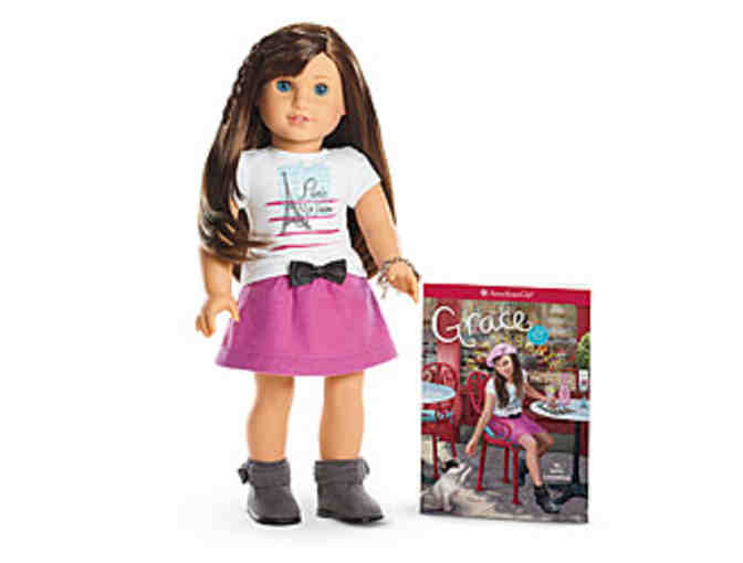 American Girl - 2015 Girl of The Year Grace Thomas doll, outfit & book