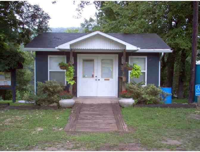 Lake Leatherwood Cottages- Cosmic Caverns - Colossal Cupcakes and Cones