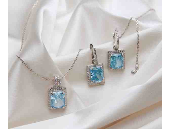 Beachfront Mexico Resort + Dazzling Aquamarine Jewelry Set