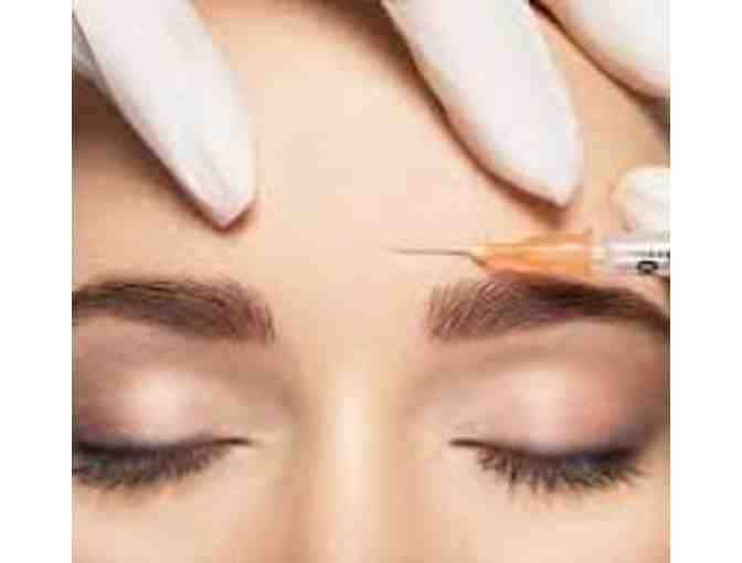 Get the Wrinkles Out: Botox Treatment from a la Vie Aesthetics