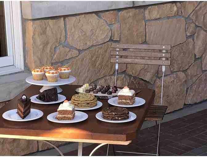 Desserts for any occasion ; made by pastry chef Steve Harty