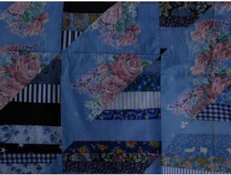 Floral Quilt in Blues