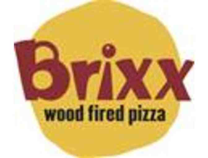 Bowling & Brixx Pizza