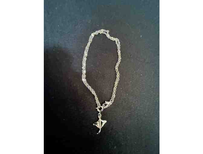 JEWELRY: Stingray NECKLACE (Silver, on 18-inch chain)