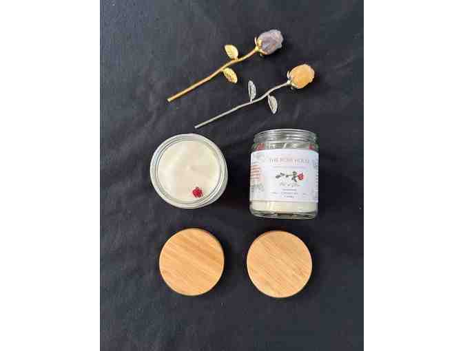 GIFT: CANDLE + ROSE Set (2 Coconut Candles + Carved Roses) - Handcrafted