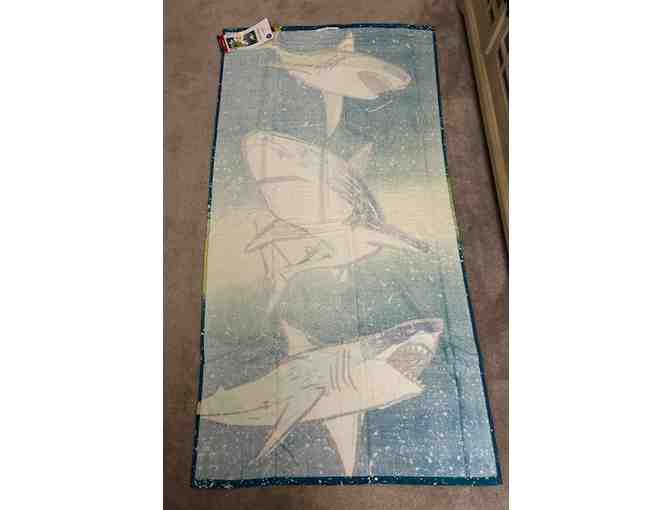 1 SHARK TOWEL: Super-sized, Soft (5 foot) - Photo 2