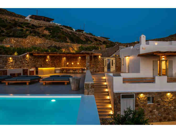 TRAVEL PACKAGE: Mykonos, Greece Villa for Five-Nights for Six