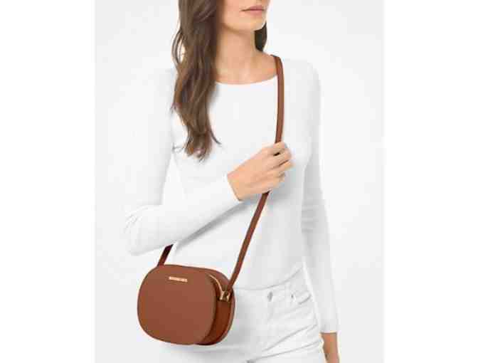 Michael Kors: Jet Set Travel Medium Saffiano Leather Crossbody Bag