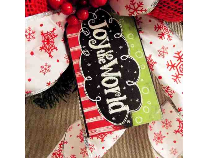 Songs of Christmas Wreath, Joy to the World, Peace on Earth!