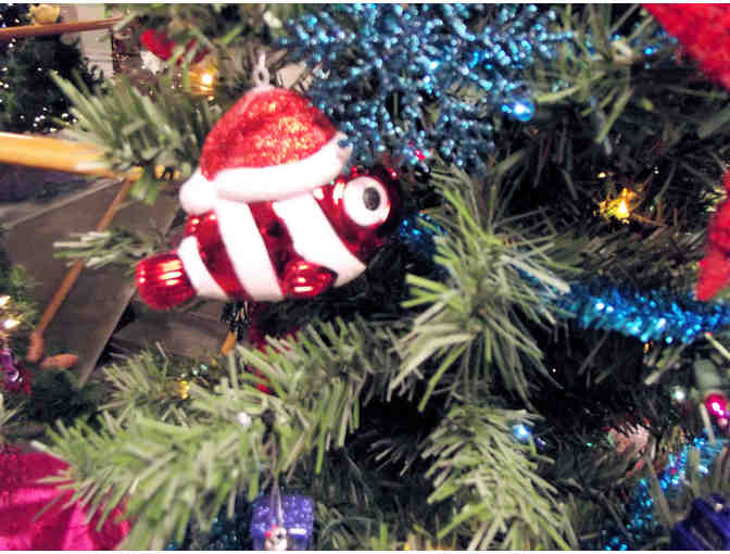 Popsicle Kisses and Big Bear Hugs Mini Christmas Tree for Boys!