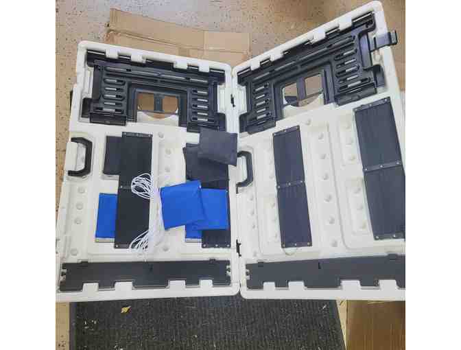 Smartwater Portable Cornhole Set