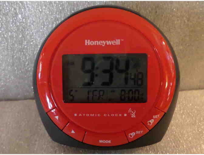 Honeywell Atomic Table Clock With Alarm