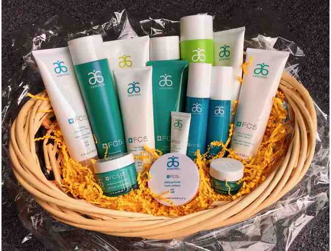 Arbonne FC5 Face, Body, and Hair Basket