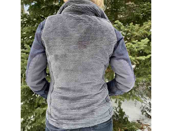 $110 Mountain Khakis Winterlust Fleece Vest Grey - Women's Small