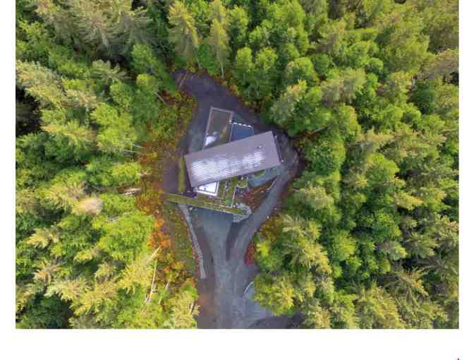 5 night stay at Modern Mountain Retreat in Girdwood, Alaska (up to 8 people)