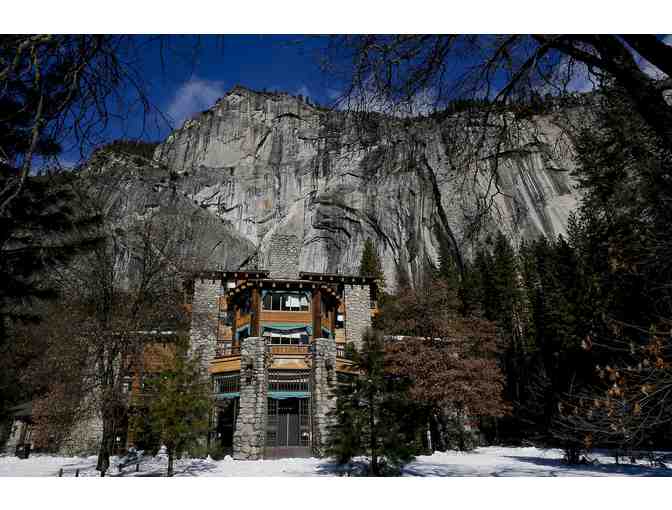 Item 1082 - Yosemite National Park - Taste of Yosemite Package for Two