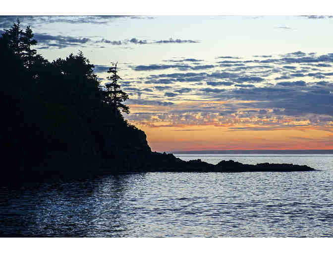 5135 - 3 Nights for 2 in an Ocean View Studio Suite, Ocean Village Resort, Tofino BC