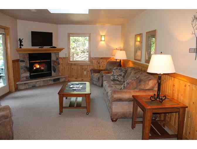 Two Nights One Bedroom Chalet with Golf for Two, Mount Shasta Resort, Mt. Shasta