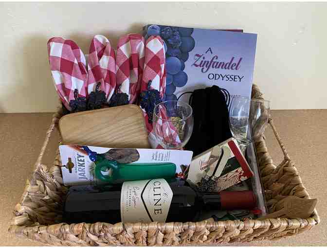 Wine Gift Basket - Photo 1