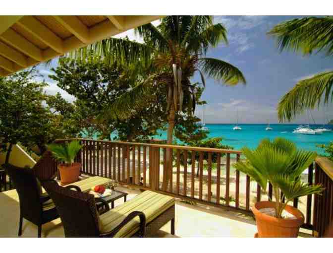 SEVEN to TEN NIGHTS premium accomodations at Palm Island Resort & Spa!