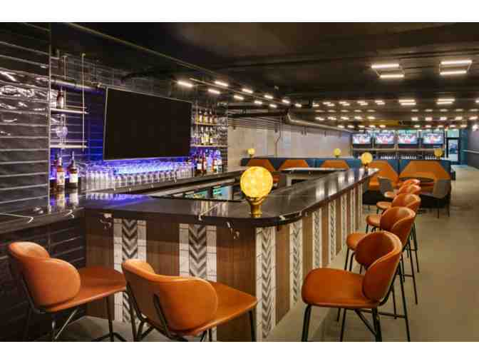 Philadelphia Marriott Downtown - One (1) Night Stay with Breakfast for 2